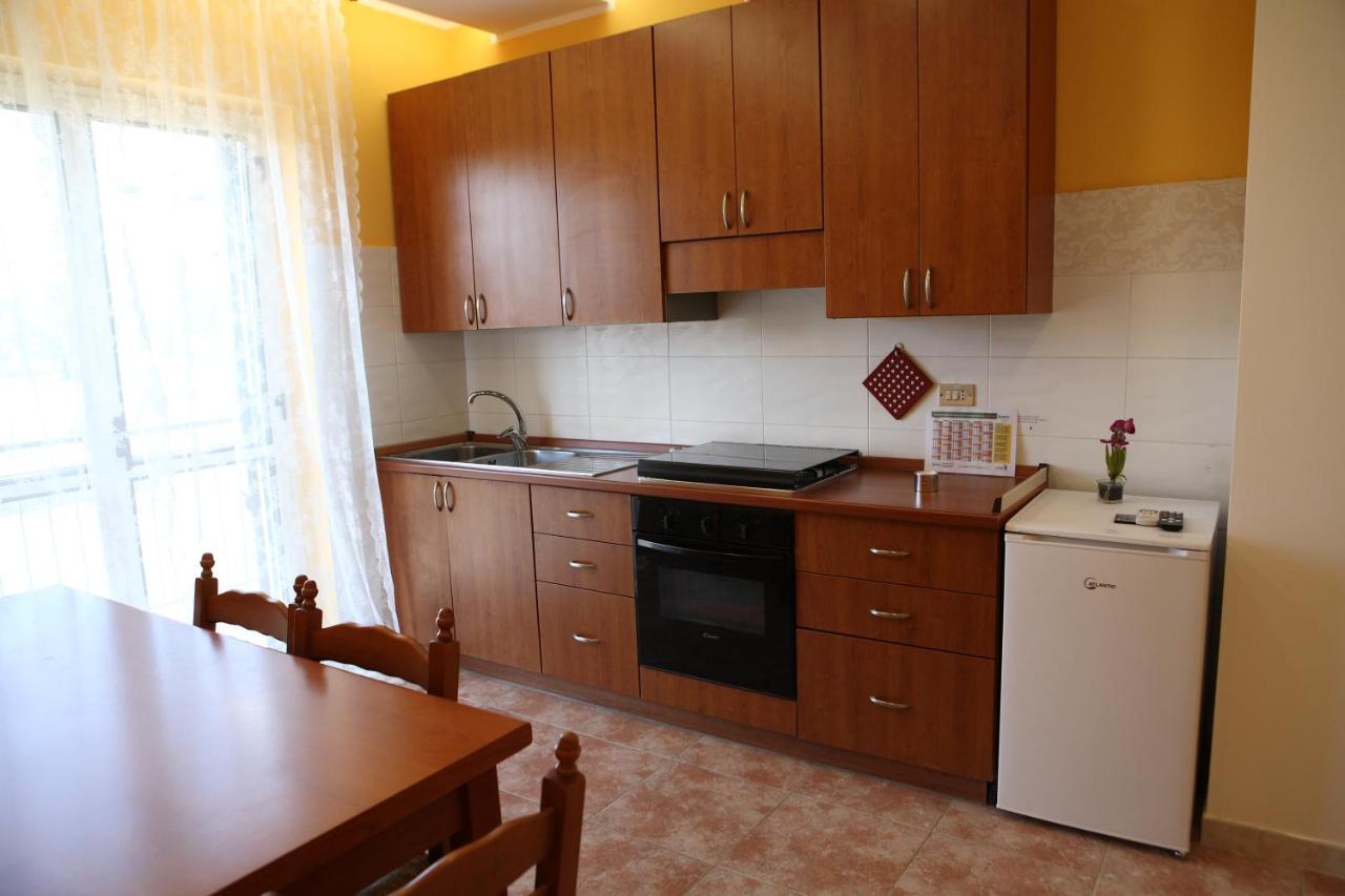 Giardino Sul Mare Apartment Vibo Valentia Bagian luar foto