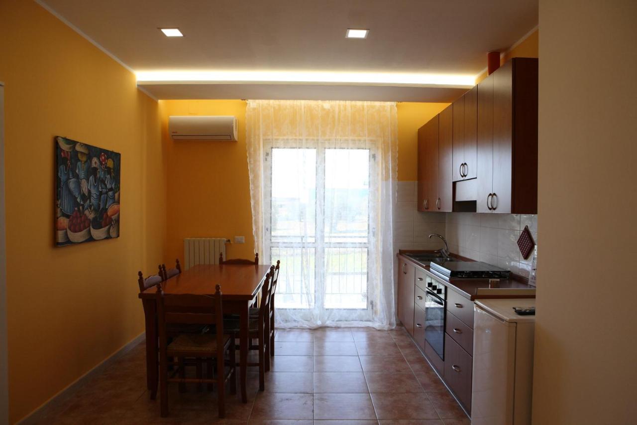 Giardino Sul Mare Apartment Vibo Valentia Bagian luar foto
